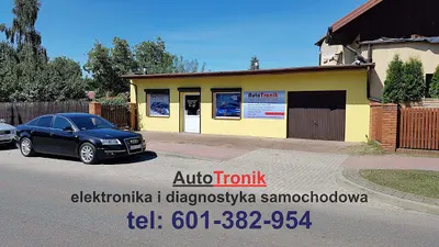 Autotronik Robert Ziarek.